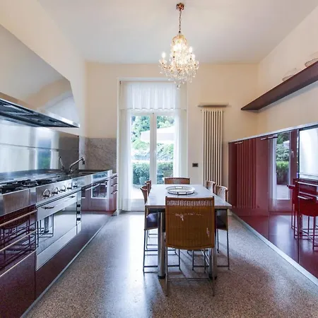 Sleeps 16 Pool Air Con Wifi Villa *