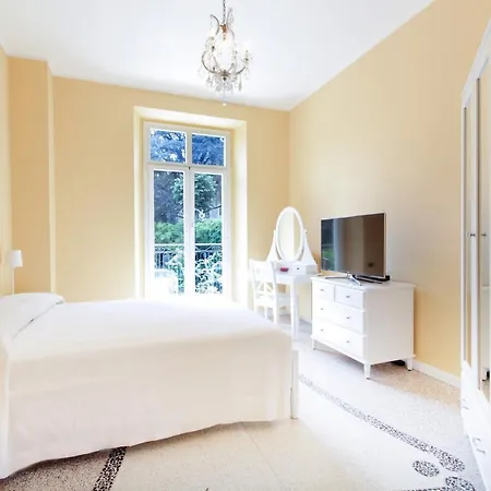 Sleeps 16 Pool Air Con Wifi Villa *